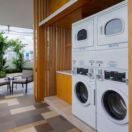 Hilton Garden Inn Singapore Serangoon Exterior foto